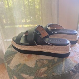 Splendid Fara Black platform shoe